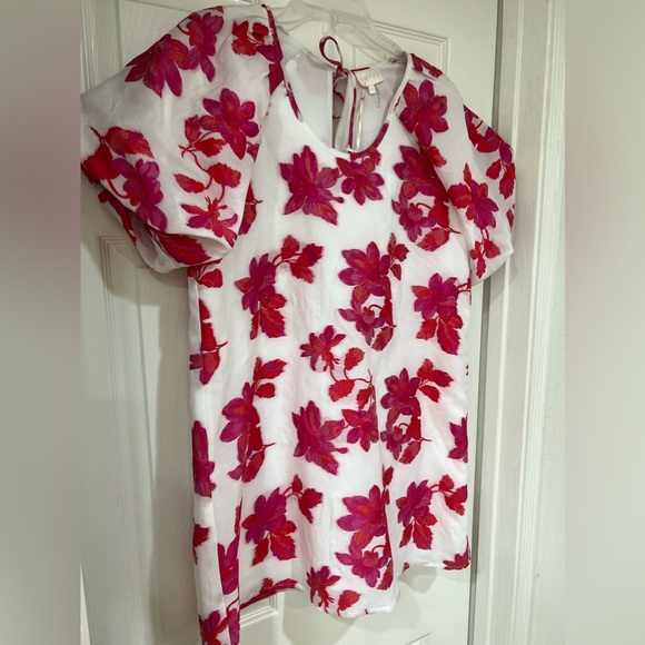 NEW pink fuscia floral jacquard bubble puff sleeve dress with bow back - Picture 2 of 13